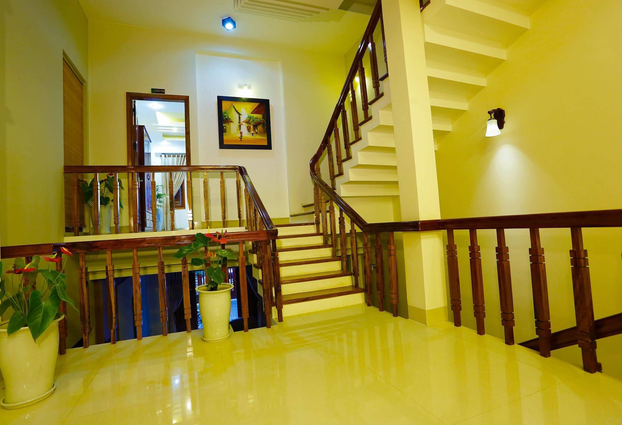 Hoang Thu Hostel Hoi An Exterior photo
